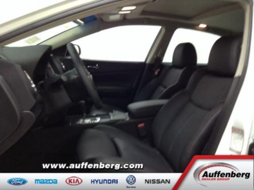 2014 nissan maxima