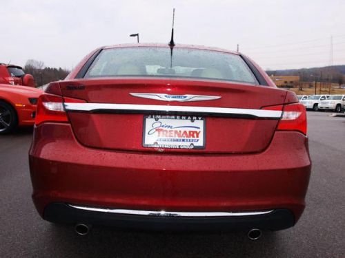 2011 chrysler 200 limited