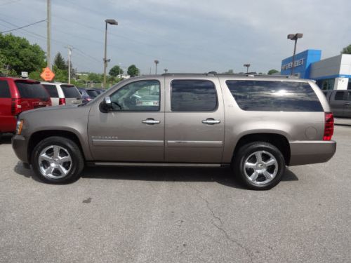 2011 chevrolet suburban 1500 ltz