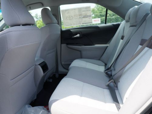 2014 Toyota Camry LE, US $25,327.00, image 5