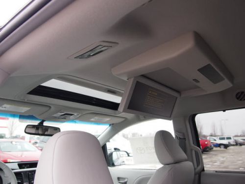 2014 toyota sienna xle