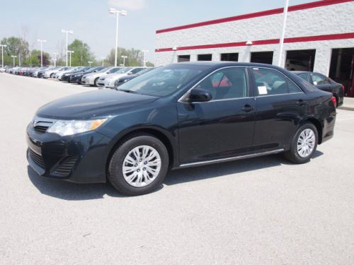 2014 Toyota Camry LE, US $21,391.00, image 6