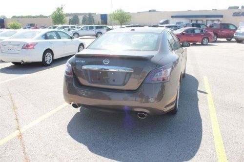 2014 nissan maxima