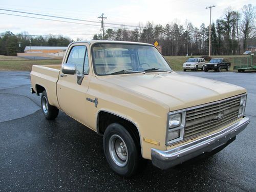 1983 chevrolet c10 custom standard cab pickup 2-door 5.0l