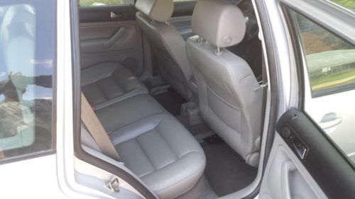2005,GREAT CONDITION,1.9L TURBO DIESEL,CLEAN CARFAX & AUTOCHECK,STATION WAGON!!!, image 8