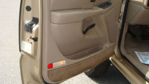 2004 GMC SIERRA 2500 HD SLE 4DR 4WD NEEDS MINOR TLC LOOKS/RUNS GOOD NO RESERVE, image 18
