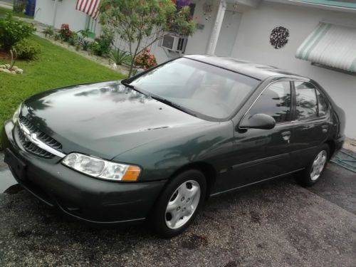 2001 nissan altima gxe sedan 4-door 2.4l