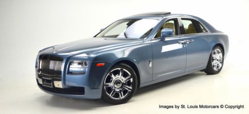 2010 rolls-royce ghost lunar blue creme light &amp; black beautiful 5,246 miles!