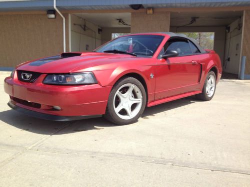 99 mustang gt convertible (35th anniversary)