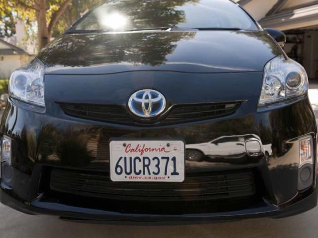 2011 - toyota prius