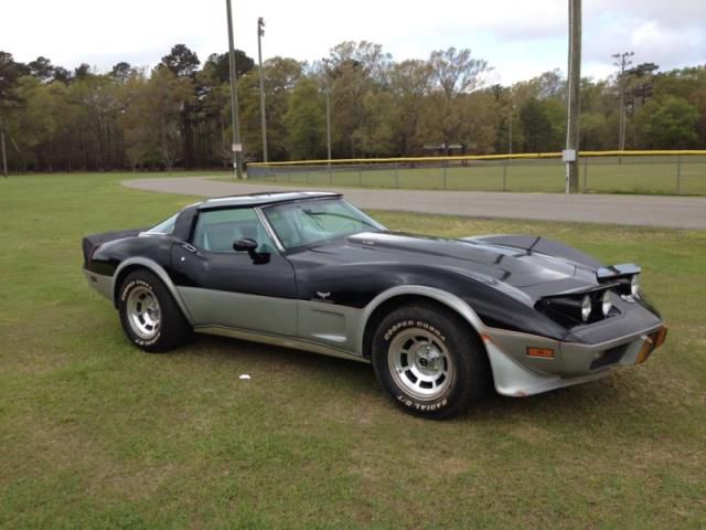 Chevrolet corvette indy pace car