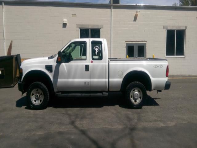 Ford f-250 xl extended cab pickup 4-door