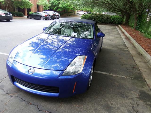 Nissan: 350z touring convertible 2-door