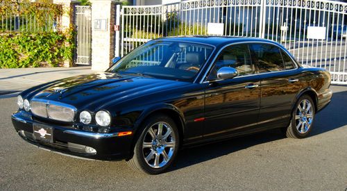 2004 jaguar xj8 vanden plas, exquisite, dvd screens in headrests, 2 ca owners