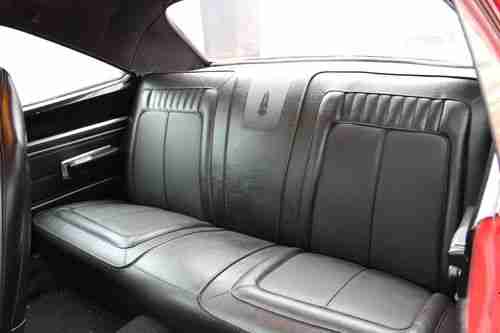 1970 Plymouth GTX 440 Super Track Pack Car FE5 Red, image 12