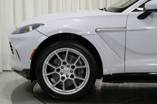 2021 Aston Martin DBX, US $99,900.00, image 4