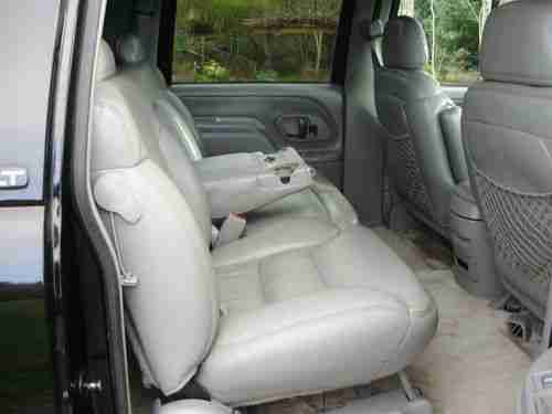 1999 Chevrolet Suburban LT 4dr.4WD,Black & Charcoal Loaded,Leather,Rust Free, image 14