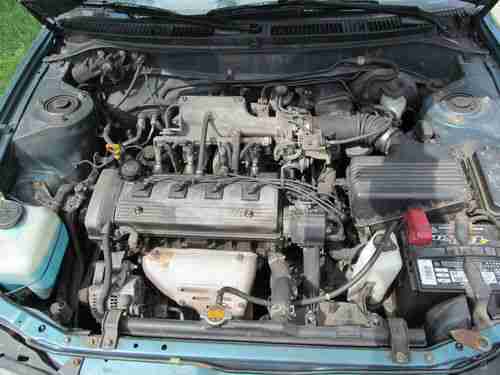 1996 Toyota Corolla Sedan -5 speed Manual- NO RESERVE! Low original miles, image 6