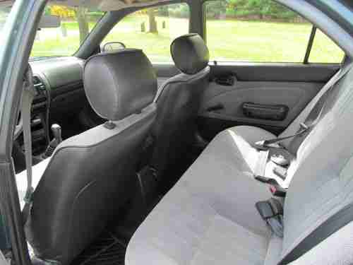 1996 Toyota Corolla Sedan -5 speed Manual- NO RESERVE! Low original miles, image 7