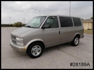 '04 v6 chevy astro 8 person seating wagon passenger van - we finance!