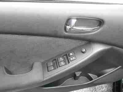 4dr Sdn I4 C 2.5L CD 4 Cylinder Engine 4-Wheel ABS 4-Wheel Disc Brakes A/C, US $15,450.00, image 20