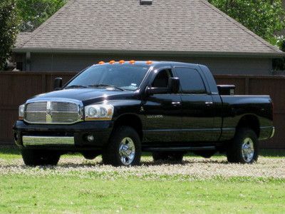 Mega cab (laraimie) navigation! low miles...46k