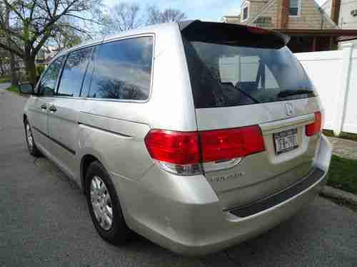 2009 Honda Odyssey LX Mini Van 4-Door 3.5L SALVAGE MINOR DAMAGE NO RESERVE, image 5