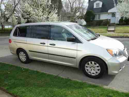 2009 Honda Odyssey LX Mini Van 4-Door 3.5L SALVAGE MINOR DAMAGE NO RESERVE, image 11