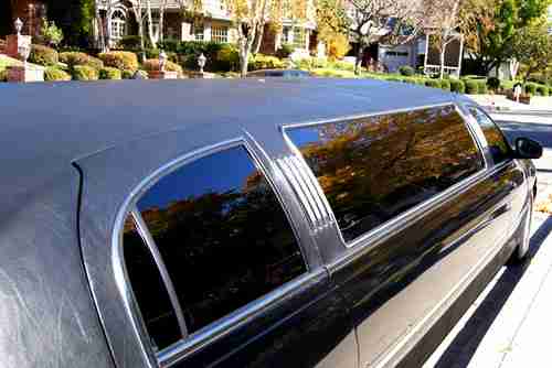 2005 Lincoln Town Car Signature Sedan 4-Door 4.6L, Tiffany Coach Works, US $15,995.00, image 9
