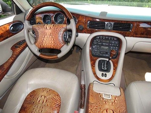 2000 vanden plas, heated seats alpine audio, custom alligator interior ca/fl car