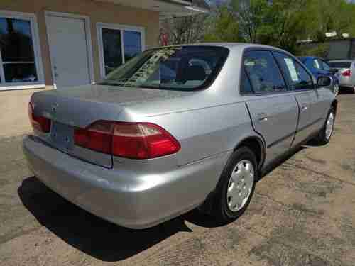 2000 Honda Accord LX Sedan 4-Door 2.3L, image 6