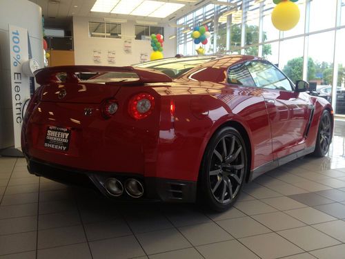 Brand New 2014 Nissan GTR AWD, NO RESERVE!!!!!  BELOW INVOICE!!!!!!!!!, image 5
