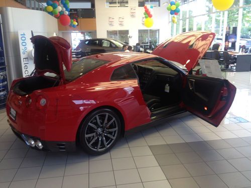 Brand New 2014 Nissan GTR AWD, NO RESERVE!!!!!  BELOW INVOICE!!!!!!!!!, image 10