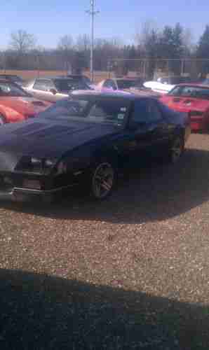 1986 CHEVROLET: CAMARO IROC Z28, image 2