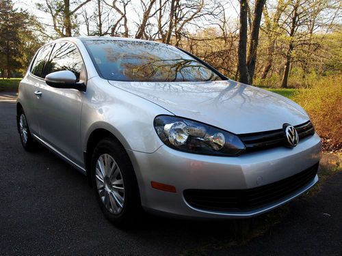 2011 vw golf 2-door 5-speed manual reflex silver w/bluetoth, cold weather pkg.