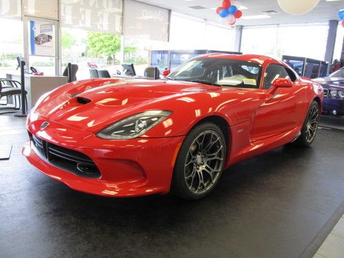 2013 dodge viper base