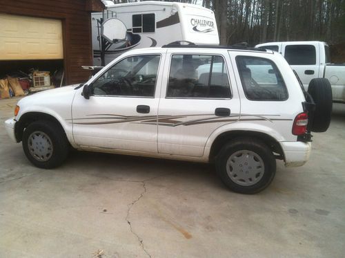 2000 kia sportage base sport utility 4-door 2.0l