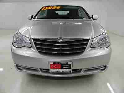 Touring Convertible 2.7L CD 4 wheel disc brakes ABS brakes AM/FM radio Compass, image 2
