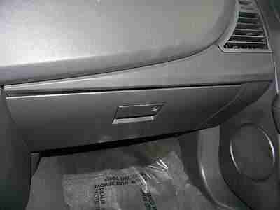 Touring Convertible 2.7L CD 4 wheel disc brakes ABS brakes AM/FM radio Compass, image 9