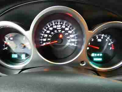 Touring Convertible 2.7L CD 4 wheel disc brakes ABS brakes AM/FM radio Compass, image 10