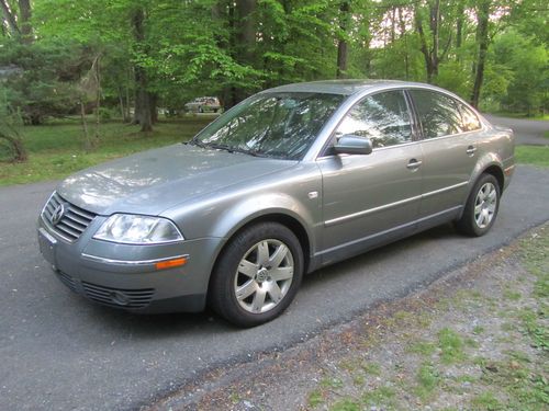 2003 volkswagen passat glx sedan 4-door 2.8l,clean carfax, very good condition