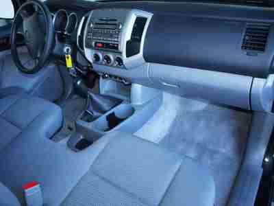 2009 Toyota Tacoma four wheel drive regular cab, manual transmission, financing, US $16,940.00, image 13