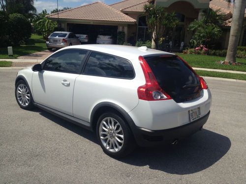 2008 volvo c30 white hatchback 2.5l 5 cyl turbo low miles original owner