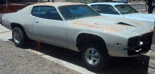 1974 plymouth roadrunner ( rust free arizona mopar ) true road runner project