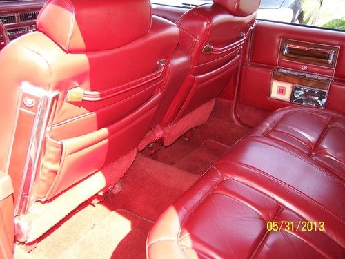 1986 Cadillac Fleetwood Brougham Black / Red Leather Fabulous Condition Exc, image 12
