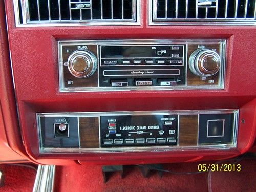 1986 Cadillac Fleetwood Brougham Black / Red Leather Fabulous Condition Exc, image 13