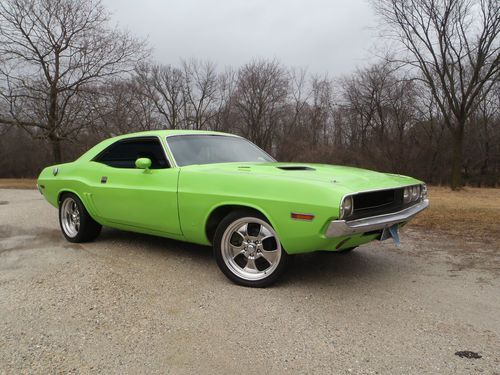 1971 dodge challenger base coupe 2-door 6.3l