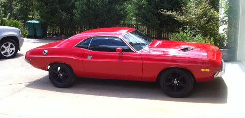 1973 dodge challenger power steering, power disc brakes, very nice