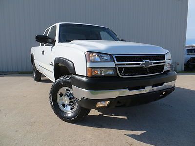 06 c2500hd (lbz) duramax 6spd allison 1-owner carfax 660-torque tires lwb texa$