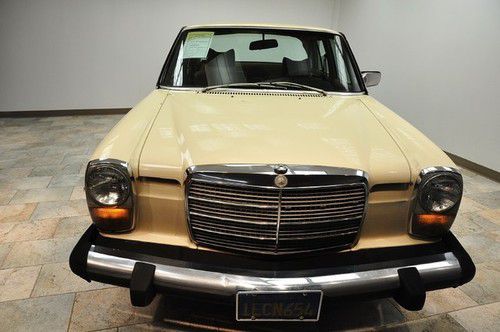 1976 mercedes-benz 240d diesel converted bio diesel 4speed great car